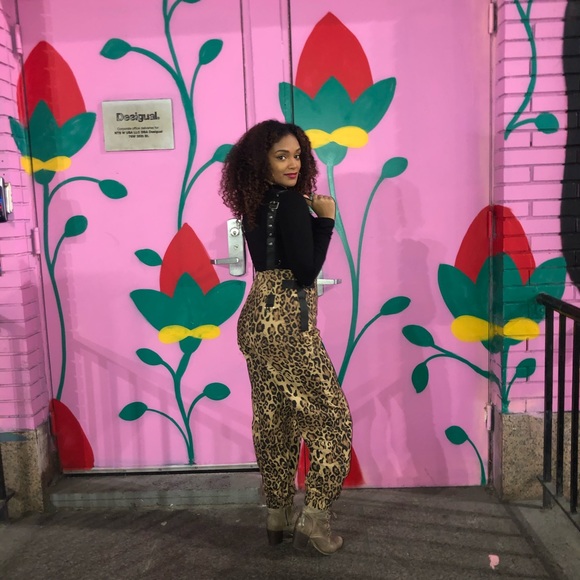 Leopard jumper. New. Fashion nova. Size S. - Picture 2 of 8